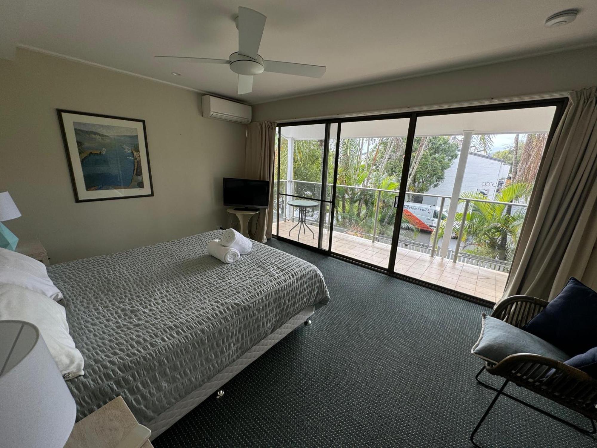 Le Court Villas Noosa Heads Exterior photo