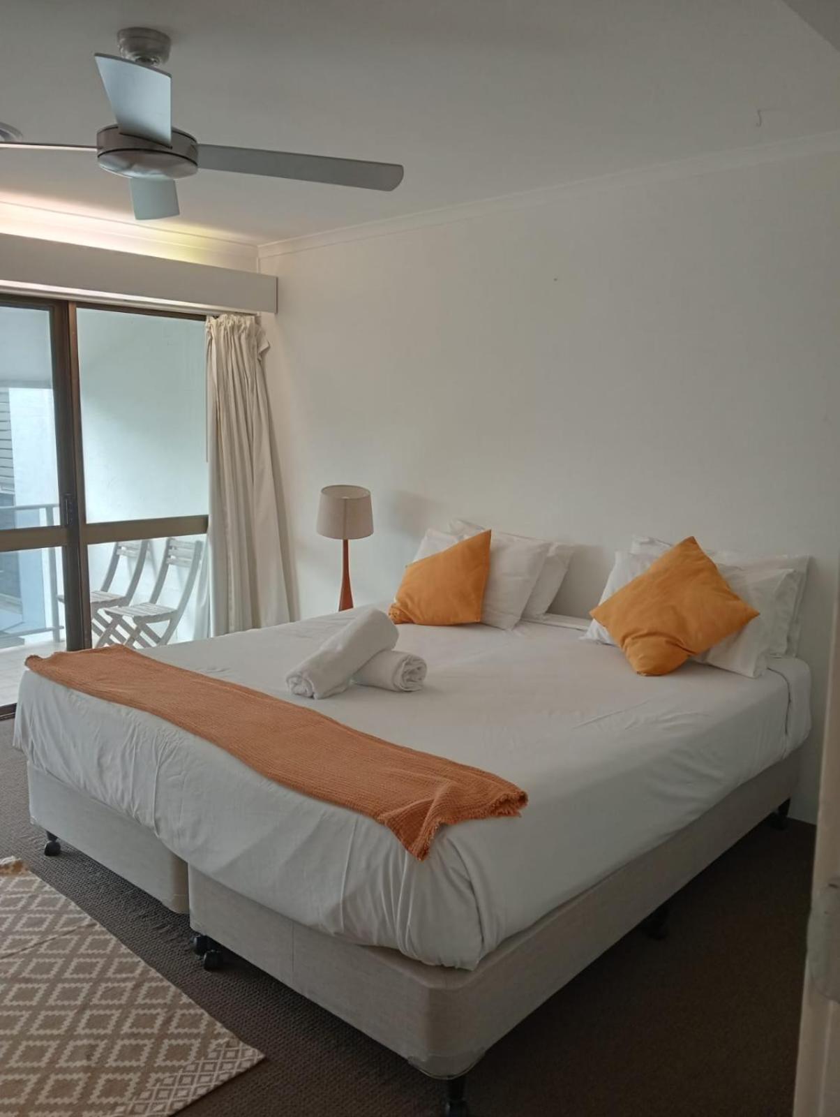 Le Court Villas Noosa Heads Exterior photo