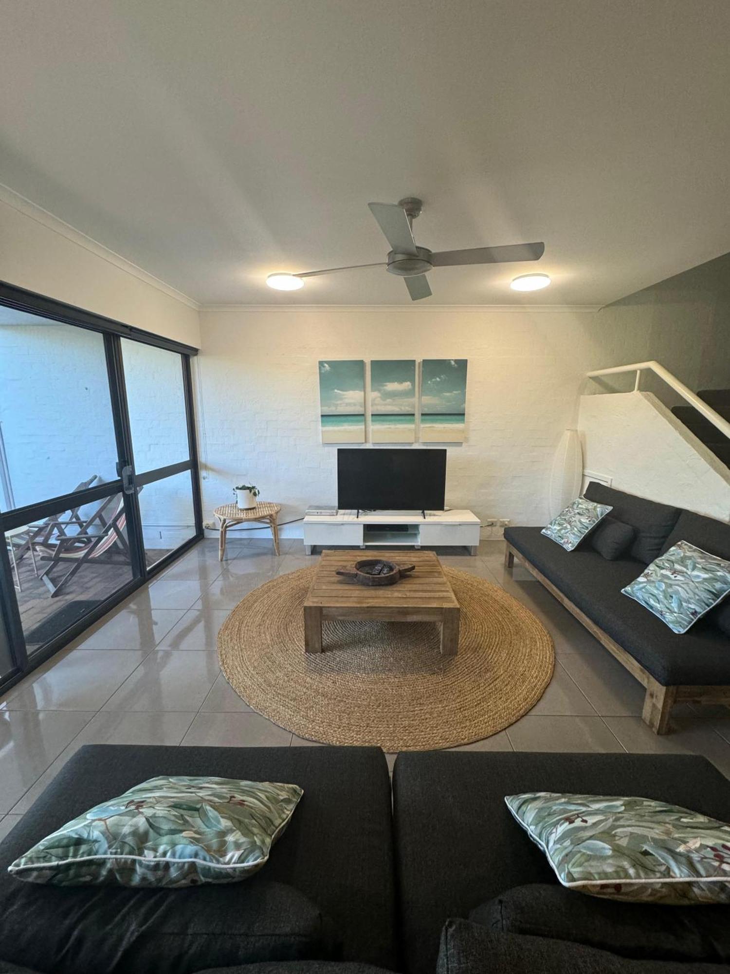 Le Court Villas Noosa Heads Exterior photo