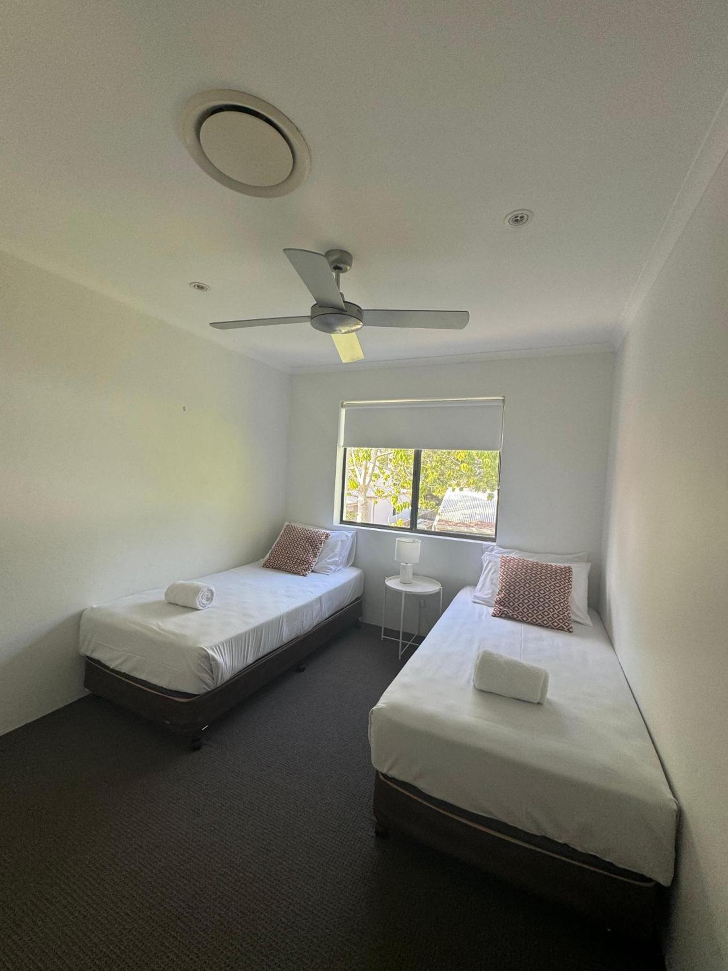 Le Court Villas Noosa Heads Exterior photo