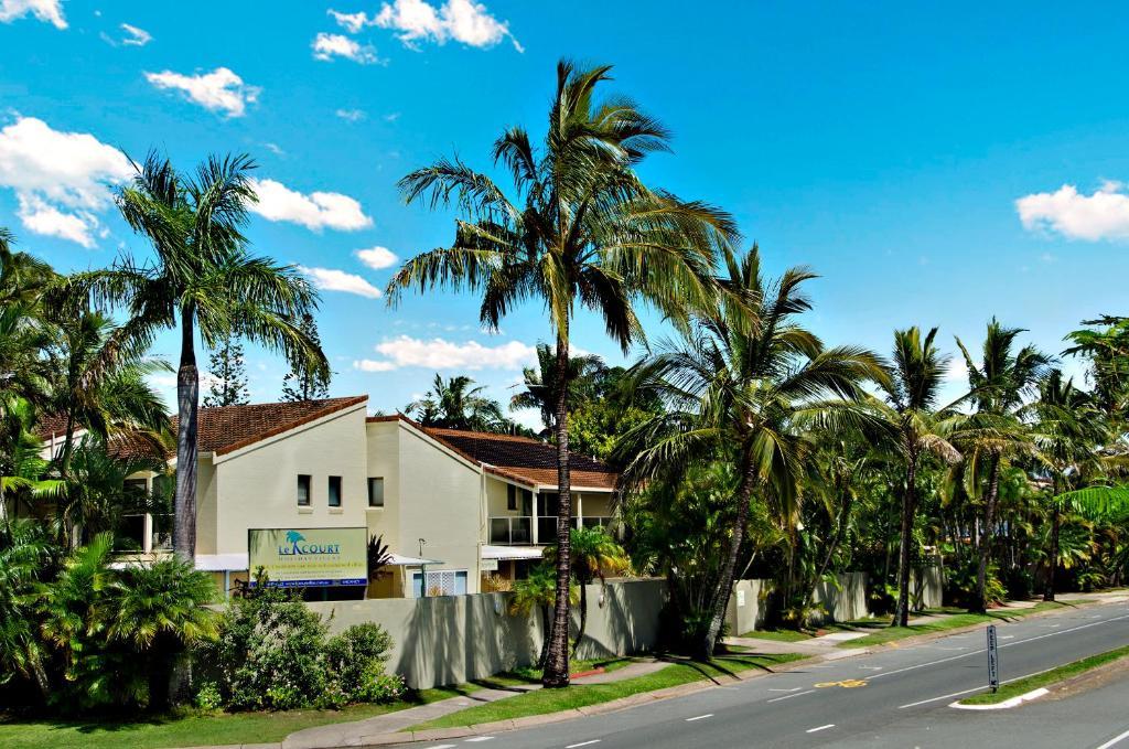 Le Court Villas Noosa Heads Exterior photo